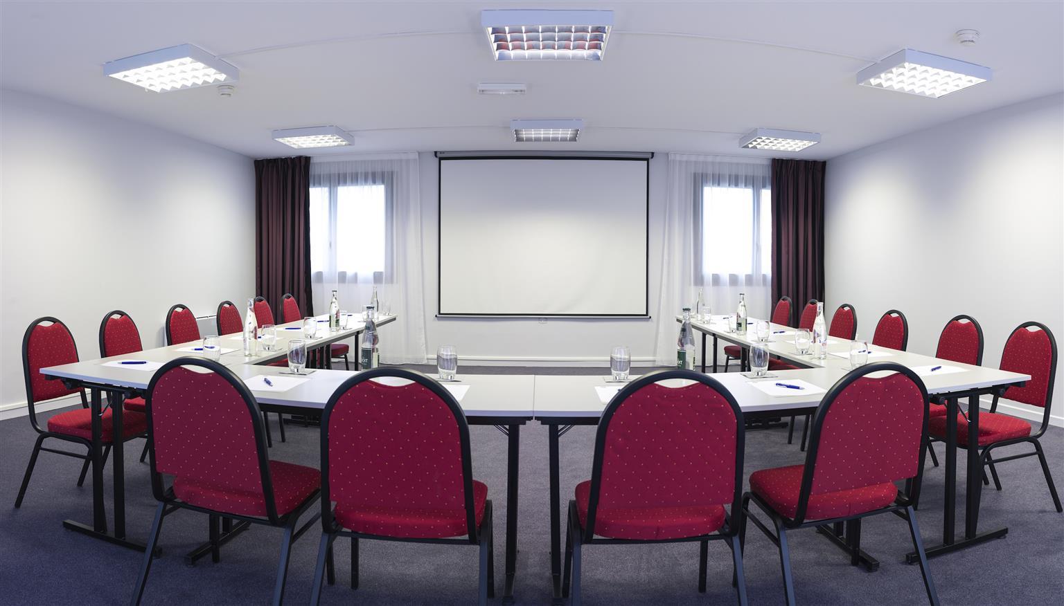 Best Western Plus Hotel & Spa De Chassieu Bagian luar foto